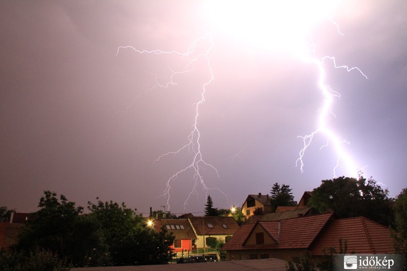 Zivatar Budakeszi felett 6