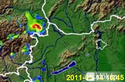 Bow echo (ív echó) - radarkép a szárazvámi tornádó idején