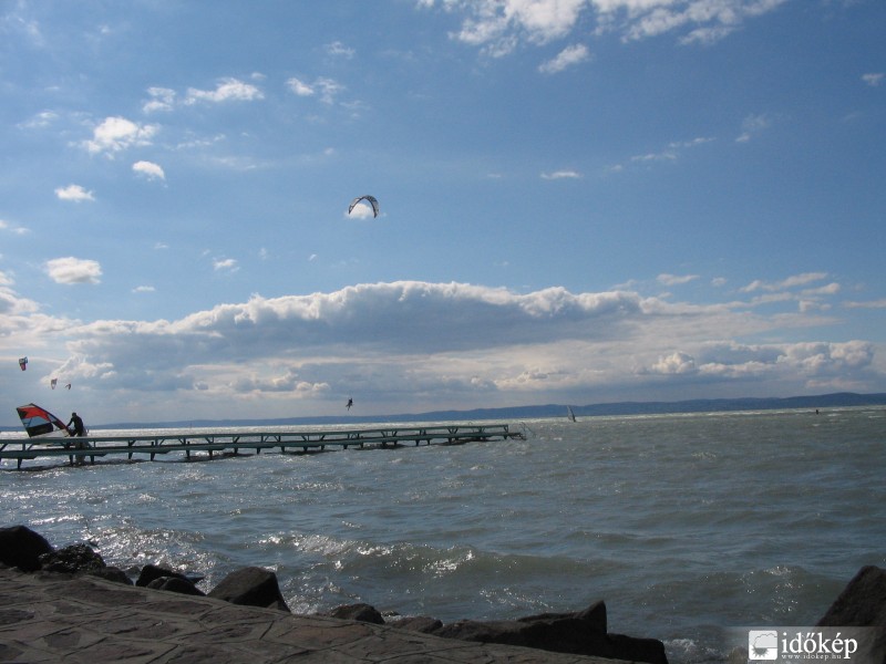 Szeles nap a Balatonon 2011.08.10