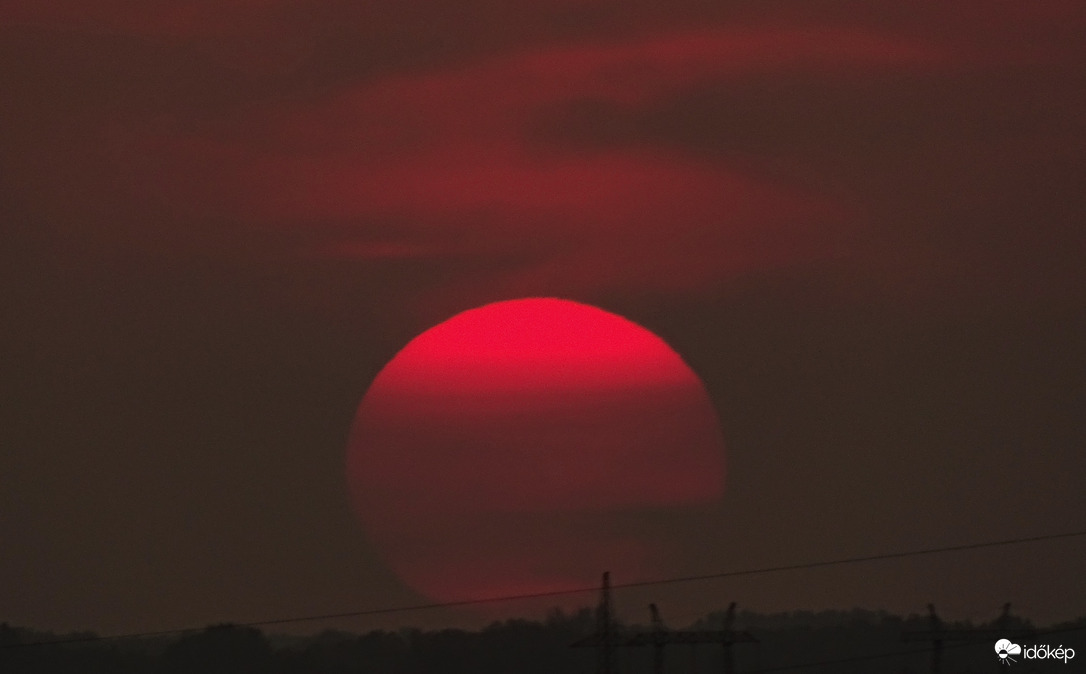 Festői napnyugta