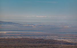 Koralpe a Kab-hegyről, előtérben Csabrendek