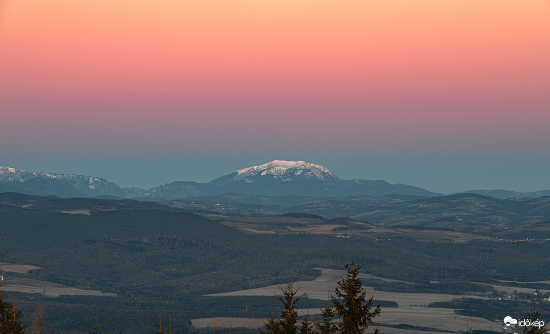 Schneeberg Írott-kőről