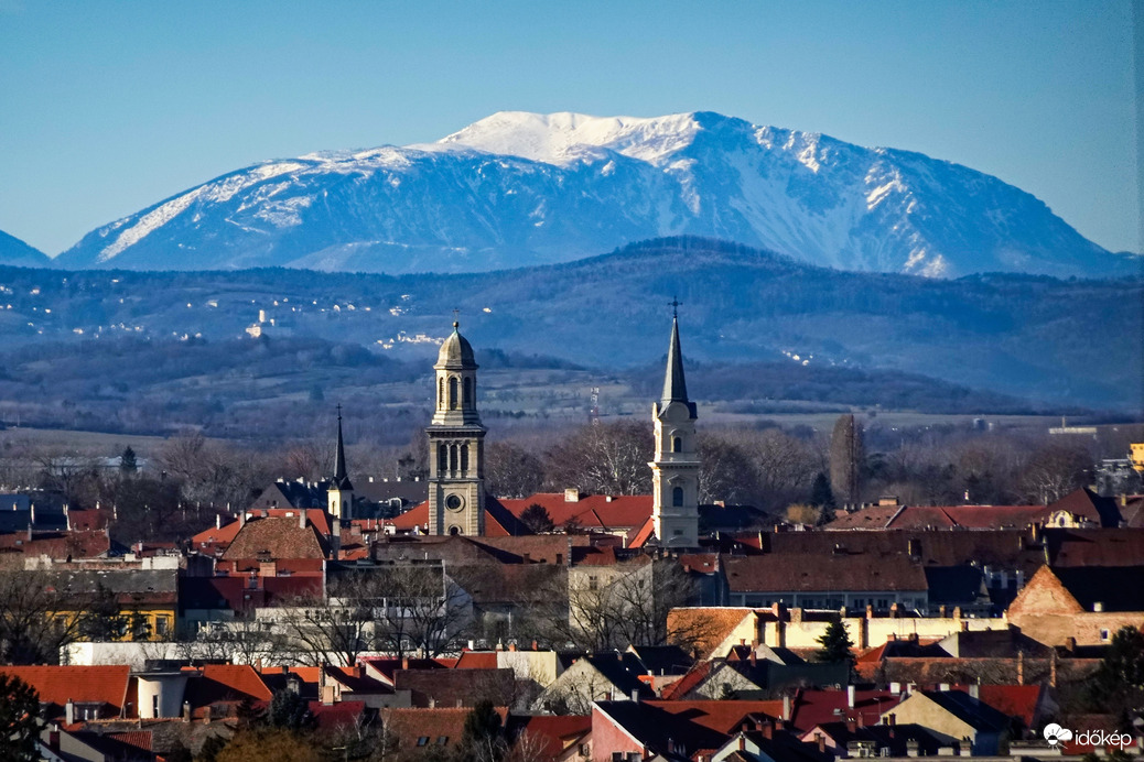 A Schneeberg látványa Sopronból 