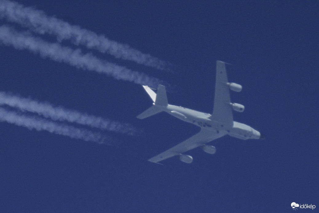 Boeing RC-135W