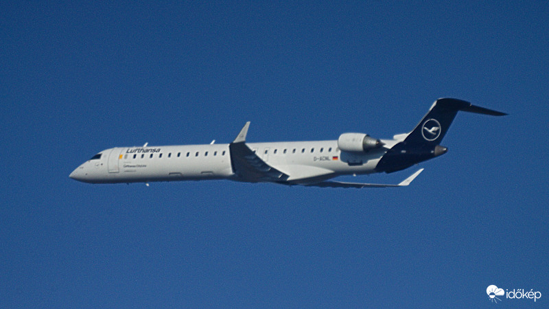 Mitsubishi CRJ-700