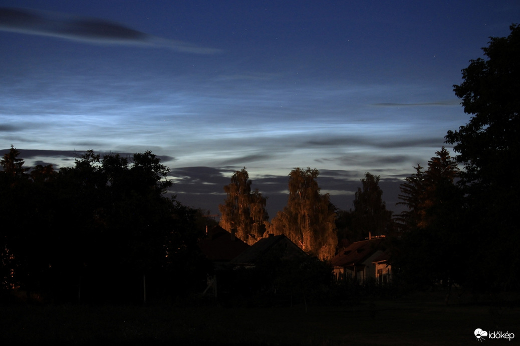 NLC lencsefelhőkkel II.