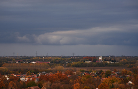 Sötét felhő Debrecen felett