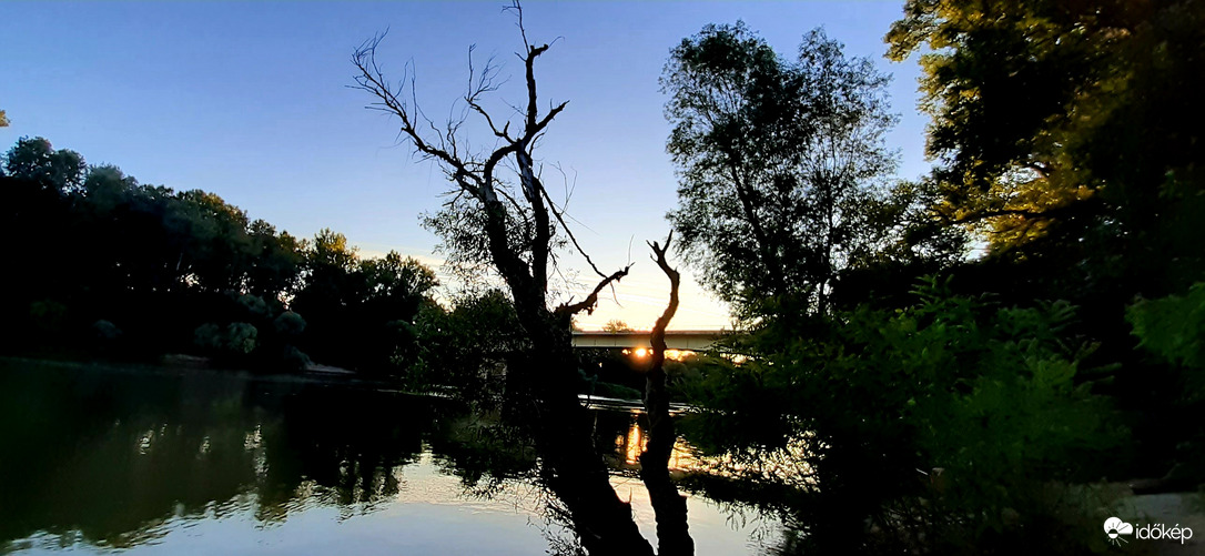 Ébredő Tisza, jó reggelt! :)