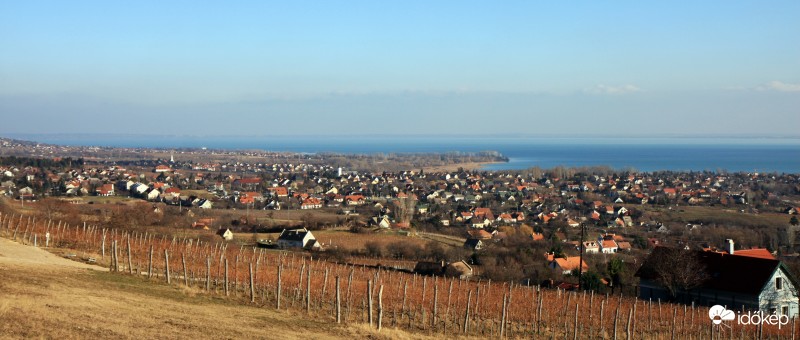 Csopak, Palóznak, Alsóörs a Péter hegyről