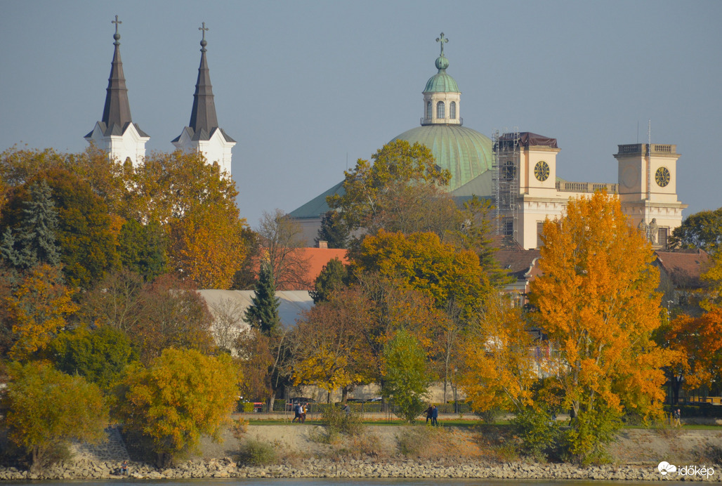 Vác