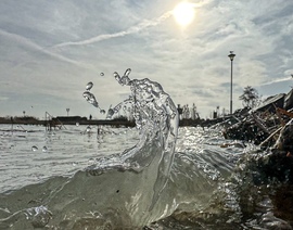 Örömteli táncot jár a Balaton