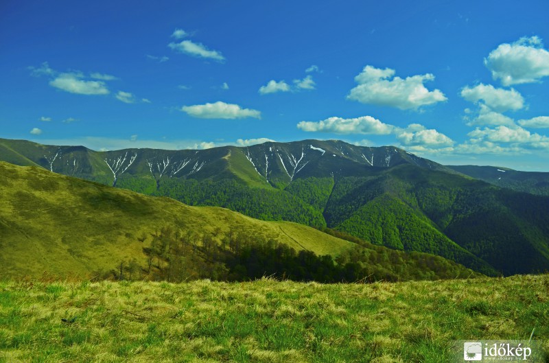 Hó a folyók kezdetén...