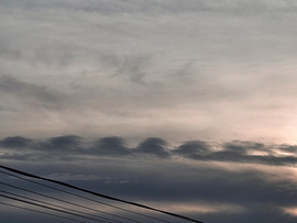 Kelvin-Helmholtz felhők a napkeltében.