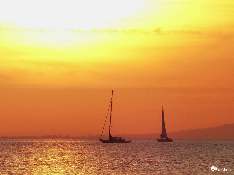 Őszi élet a Balatonon