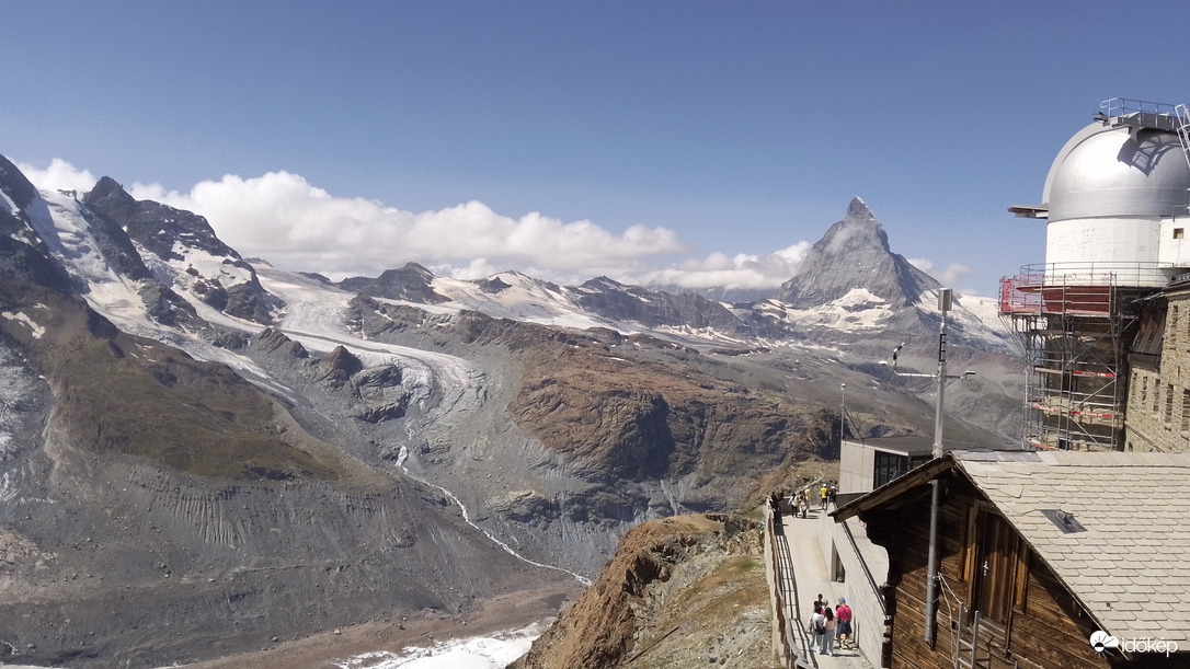 A Matterhorn csúcsa a Gronegratról.