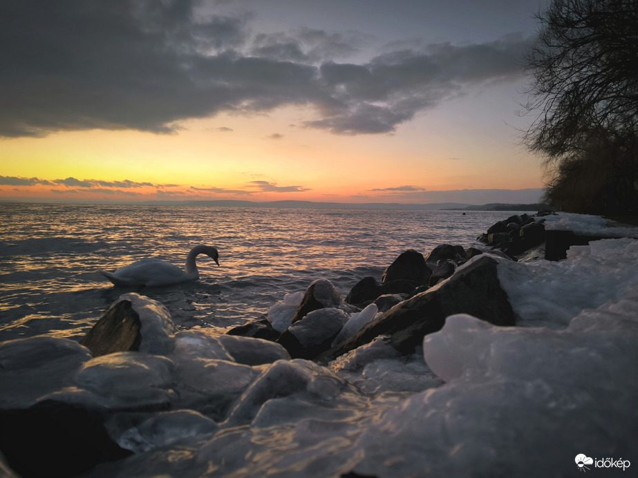 Balatonakarattya naplemente