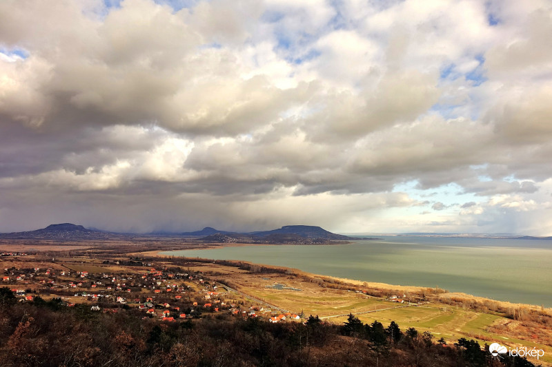 Balaton tanúhegyeit ostromló hószörnyeteg!! Gyönyörű volt!! 