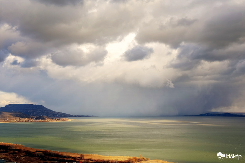 Balaton tanúhegyeit ostromló hószörnyeteg!! Gyönyörű volt!! 