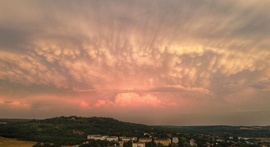 Petőfibánya felett 20:35 kor