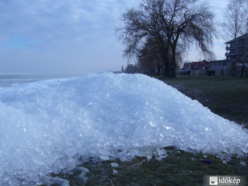 Zamárdi szabadstrand,télen.