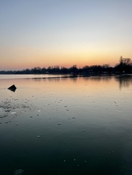 Jegesedő Balaton Keszthelyen