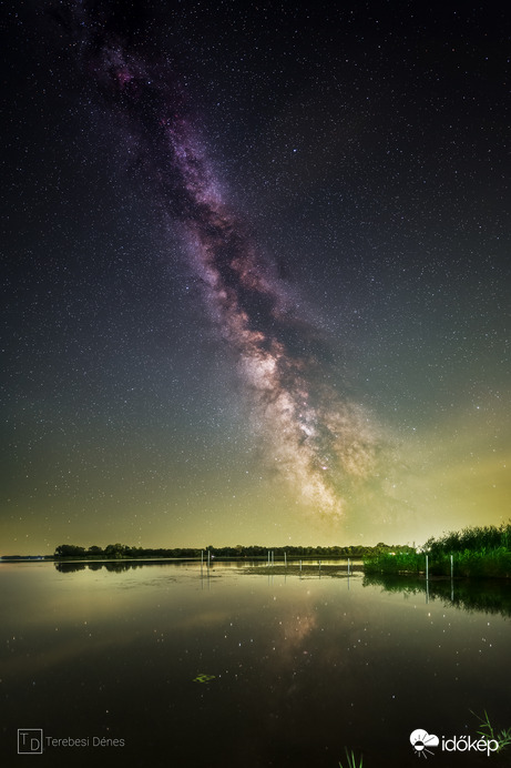 Tükröződő Galaxis