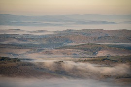 Napkelte utáni pillanatok Bél-kőn