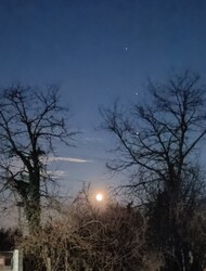 A napokban a Holdé és a csillagoké a főszerep