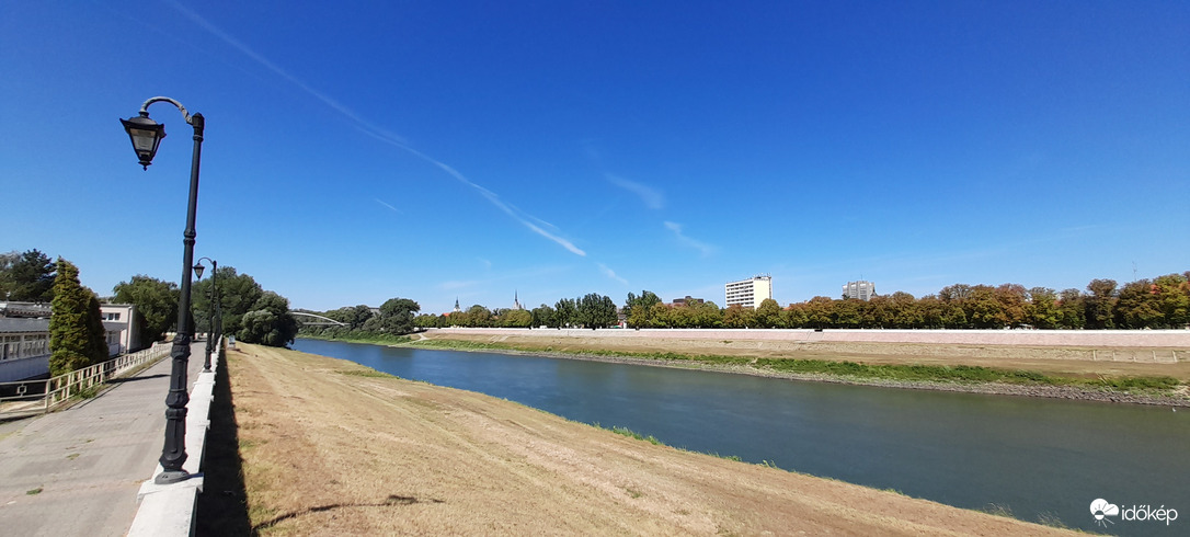 Szolnok Tisza meder.