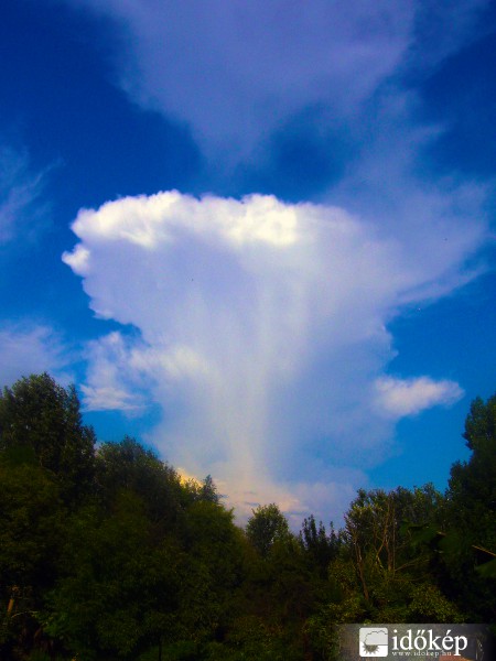 Cumulonimbus incus