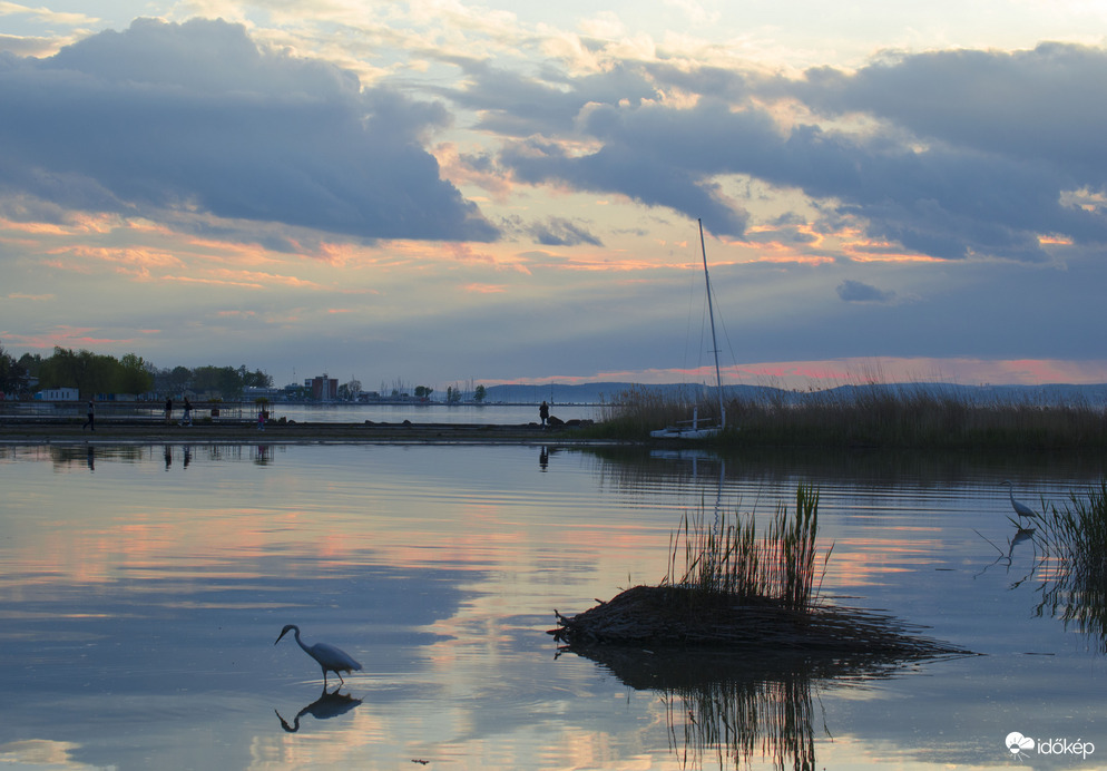 Siófok- Alkonyati csendélet.